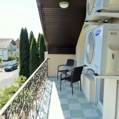 Home-service Apartman Lägenhet